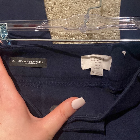 Loft navy dress pants size 2P - Picture 2 of 2